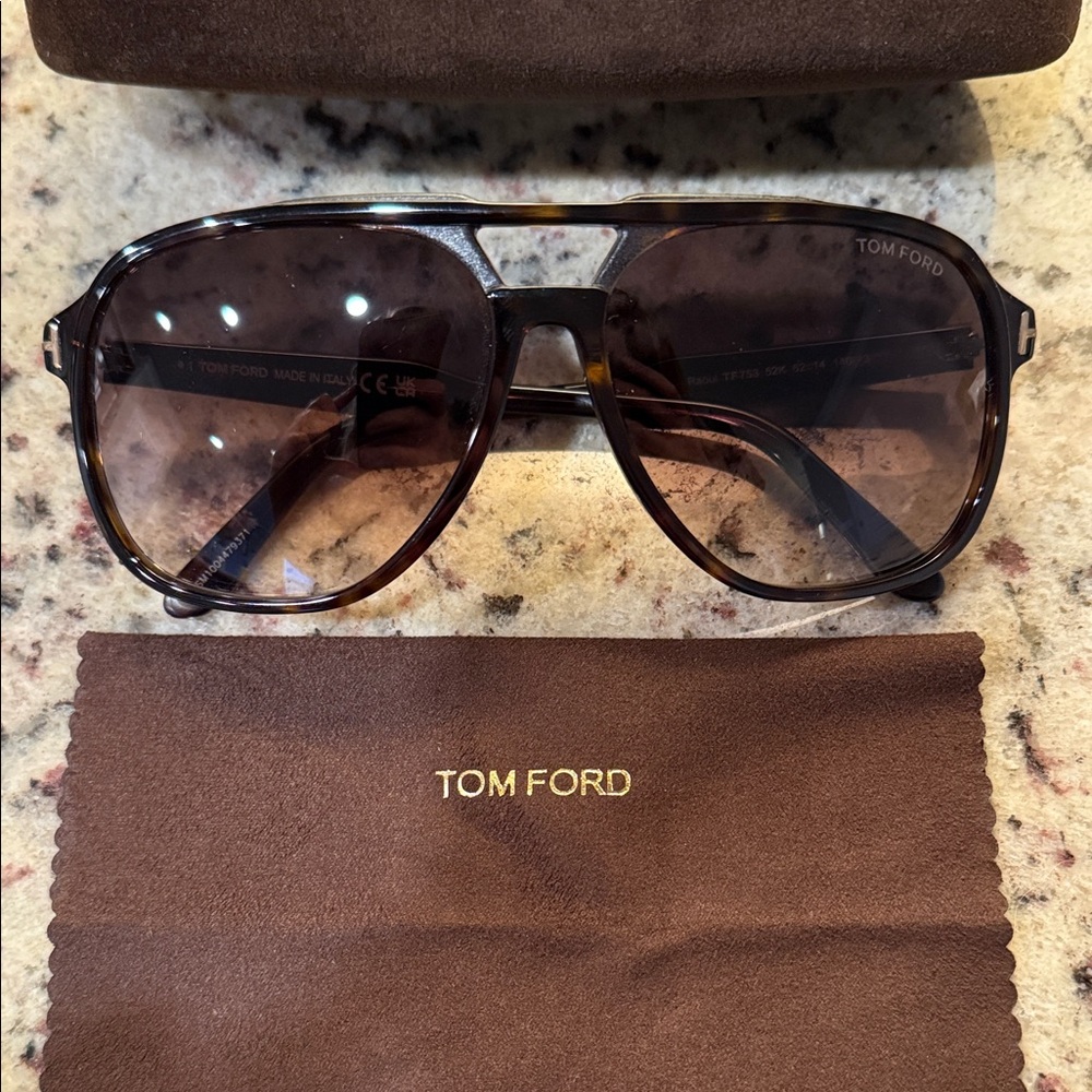 Tom Ford Tortoise Shell Aviator Sunglasses